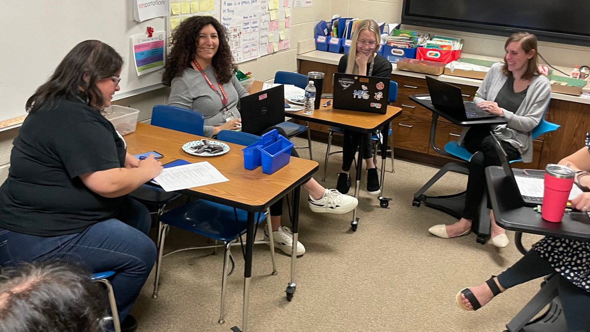 Learn more about our Multilingual Learners Team ardmore.d45.org/news/our-multi…