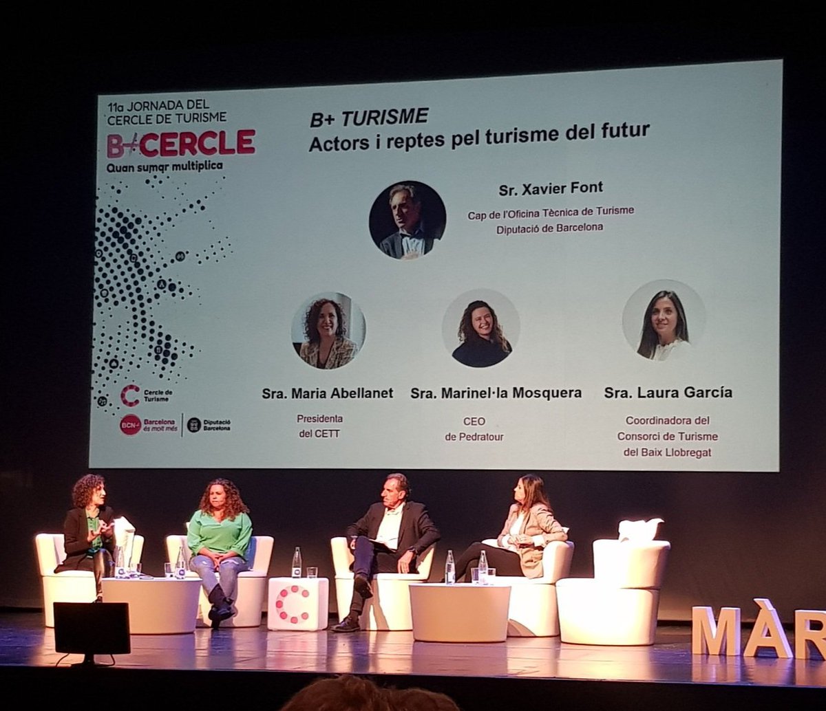 Avui he tingut l'honor de participar a una de les taules rodones en la 11a Jornada del Cercle de Turisme. Moltes gràcies a la Diputada <a href="/abigailgarrido/">abigail garrido</a> per la invitació i a la família #CercledeTurisme per fer-me sentir sempre com a casa.