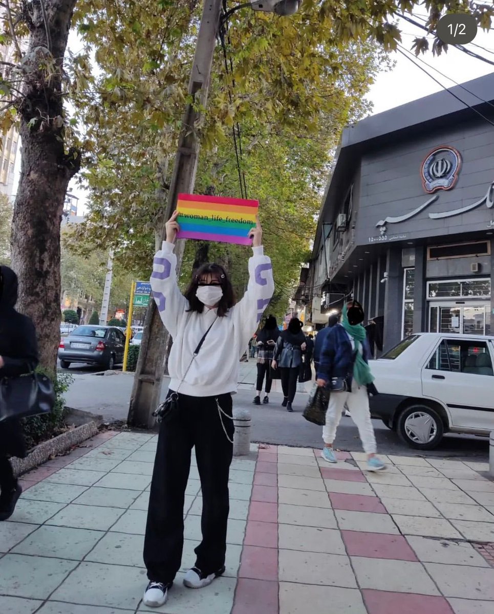 AlinejadMasih's tweet photo. In a country where the Islamic Republic tends to make the LGBTQ+ community invisible by brutally punishing them, the young rebels raise pride flags there.  They risk execution after 227 MPs demanded extreme punishment for protesters.
Right now there are two LGBTQ+ on death row. https://t.co/UASF9tJ1P6