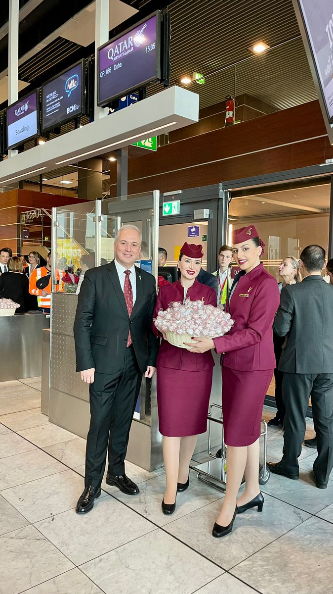 Qatar Airways on Twitter "Our VP Sales Europe Eric Odone handed out