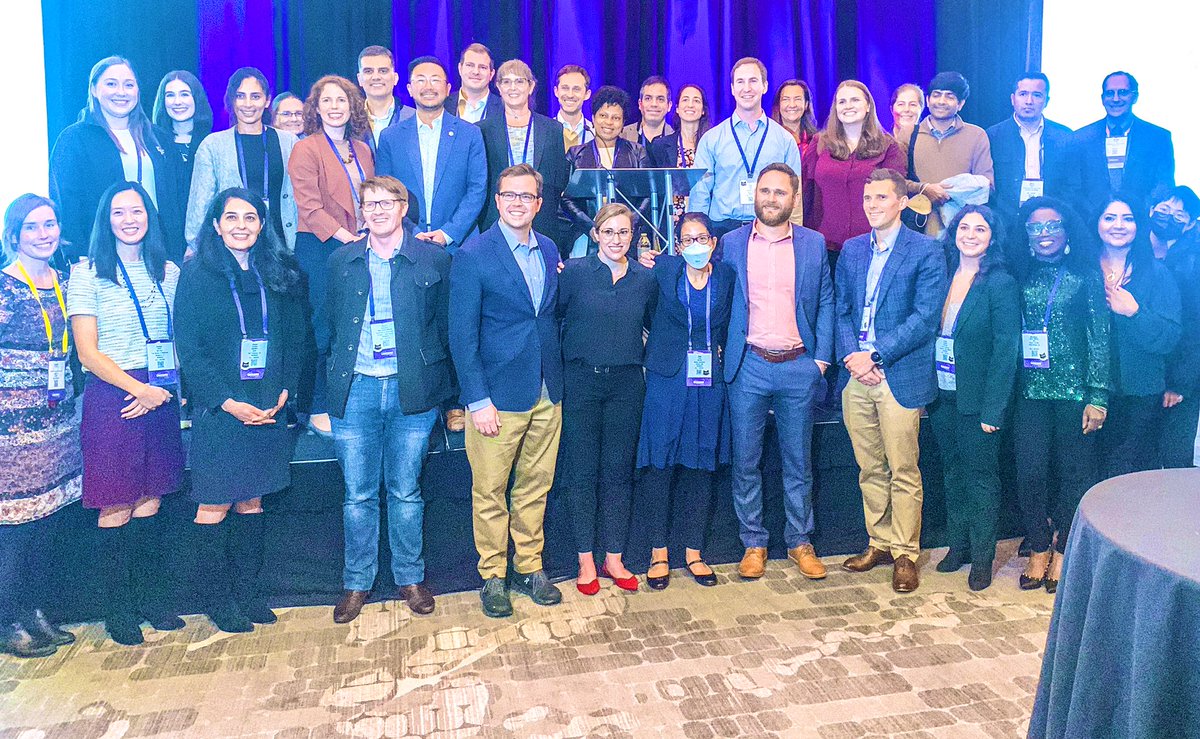 😀 👏🏾While some of @rheum_covid were unable to travel to @ACRheum #ACR22,I’m feeling quite grateful to finally connect IRL. The #patientengagement of #COVID19 research,comms,etc was ideation to scale..truly like no other. Thank you all! #RheumTwitter #rheumatology #patientvoice
