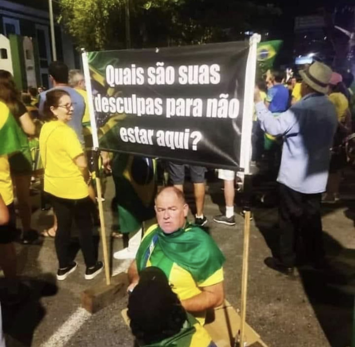 antoniotabet's tweet photo. Tenho bom senso, alguma dignidade e mais o que fazer. https://t.co/2271fwH5Rs