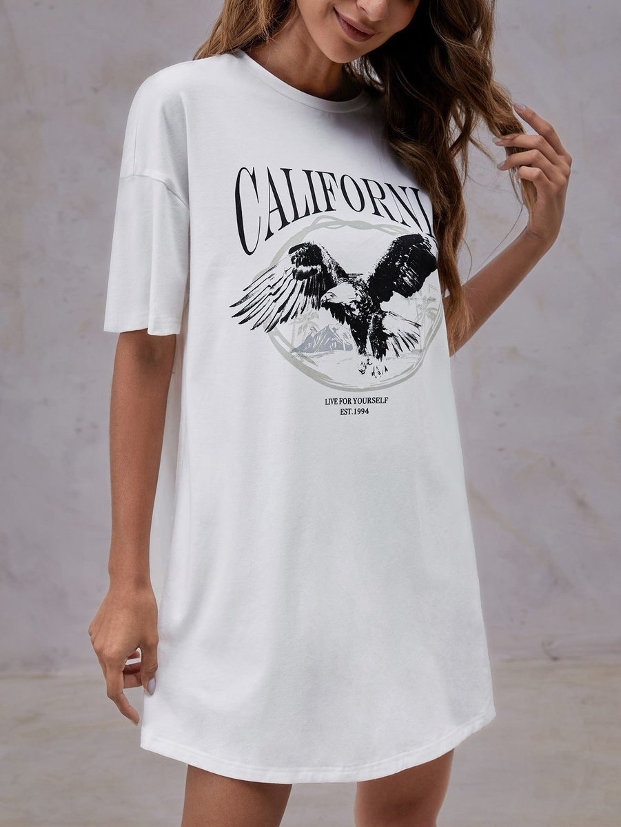 The GIPSY Eagle & Letter Graphic Drop Shoulder Tee Dress is a casual, stylish dress that can be dressed up or down. Shop cutt.ly/wMnVc7h now. 

#share #gipsylife #gipsygirl #artwork #gipsysoul #trending #onlineshopping #womensfashion #TuesdayTip #tuesdaymood #BlackFriday