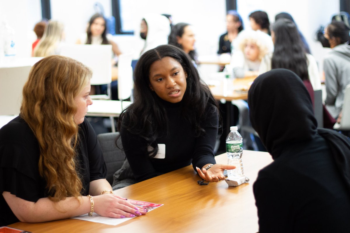 Thank you to the mentors from the following partners for joining our speed networking event Nov 3: @AlphaSights @armadilloandco @jpmorgan @Chase @conedison @LSEGplc @Macys @MorganStanley @Rakuten @ShopStyle See more photos here! girlsincnyc.org/speed-networki…