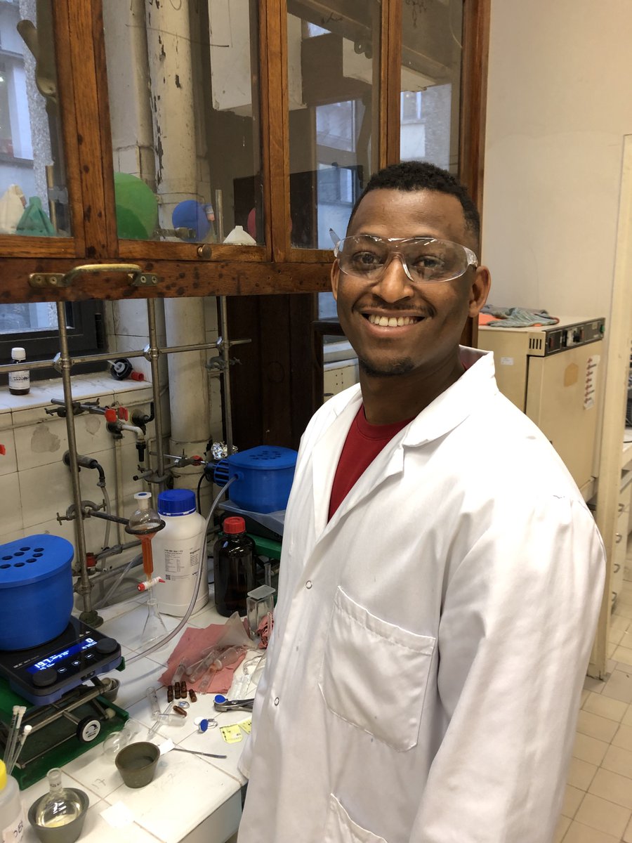 Laroche Benjamin (@bplaroche) on Twitter photo Very glad to welcome new people in the lab @CmcC3m! On the left, Basile Weyl recently started his PhD <a href="/ESPCI_Paris/">ESPCI Paris - PSL</a> <a href="/psl_univ/">Université PSL</a> and on the right, Abdoul Gadiry Diallo <a href="/gadiry10/">Abdoul Diallo</a> just begun his postdoc (collaboration with <a href="/sanofi/">Sanofi</a>, <a href="/Am_Guerinot/">Amandine Guérinot</a> and Christophe Meyer). Good luck guys ! Very glad to welcome new people in the lab @CmcC3m! On the left, Basile Weyl recently started his PhD <a href="/ESPCI_Paris/">ESPCI Paris - PSL</a> <a href="/psl_univ/">Université PSL</a> and on the right, Abdoul Gadiry Diallo <a href="/gadiry10/">Abdoul Diallo</a> just begun his postdoc (collaboration with <a href="/sanofi/">Sanofi</a>, <a href="/Am_Guerinot/">Amandine Guérinot</a> and Christophe Meyer). Good luck guys !