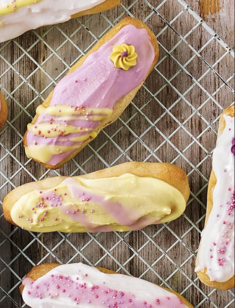 ElliesBakery_uk's tweet photo. New iced buns in today with a sprinkle topping. Flavours including chocolate, raspberry and lemon. https://t.co/QD0B7edX2X