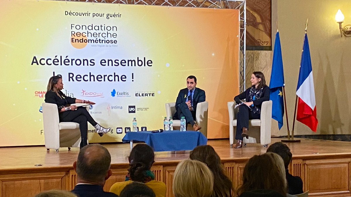angela_hin's tweet photo. 🎗️Conférence sur l'#endométriose «Patientes au cœur de la Recherche» #hcsmeufr avec Dr.@MKvaskoff Dr.Sofiane Bendifallah, Axelle Brulport @institutpasteur, Dr.Charlotte Garczynski, Priscilla Saracco & Christelle Pereau
@mairie15 @ENDOmindFrance @GEHealthcare #endorun #endomind https://t.co/DLCutb7s8o