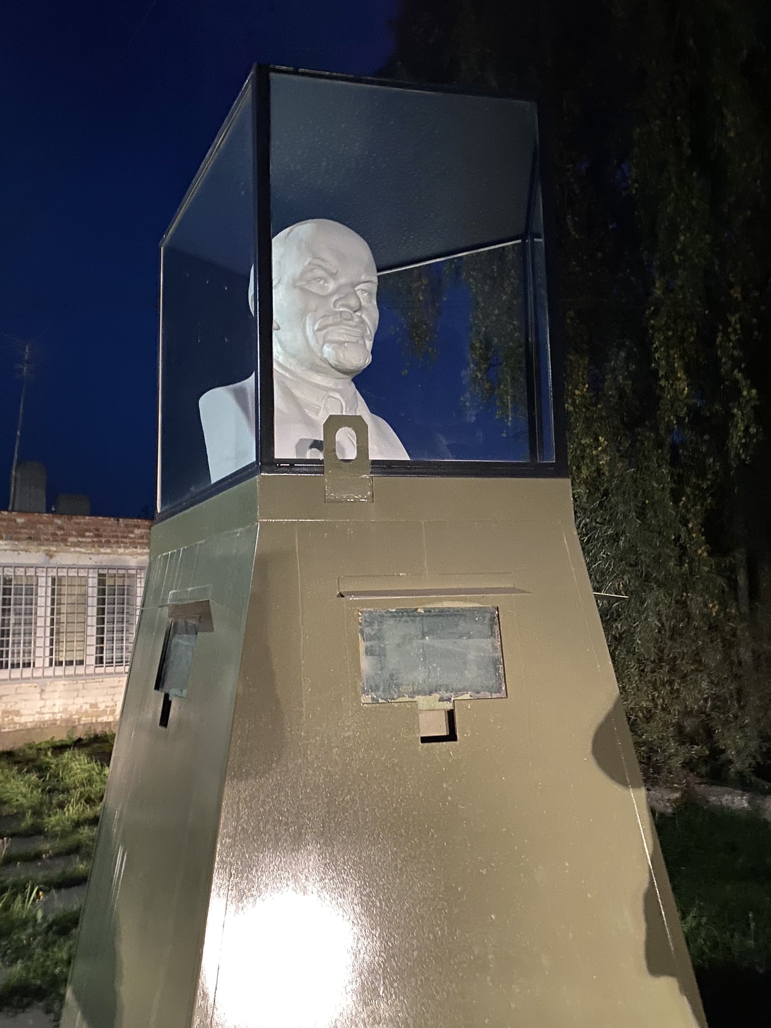 Goodsirrope on Twitter: "УралВагонЗавод начал выпуск передвижных дзотов ...