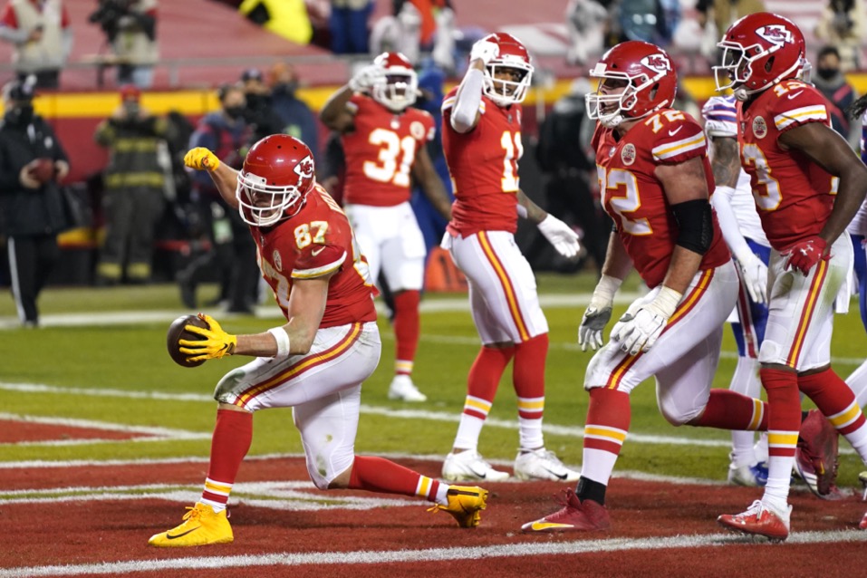 NFL_Breakdowns's tweet image. My  #NFL top team teams after week 10. 

1. #Chiefs (+2)
2. #Eagles (-1)
3. #Ravens (+1)
4. #49ers (+1)
5. #Vikings (+1)
6. #Dolphins (+2)
7. #bills (-5)
8. #Titans (+2)
9. #Bengals (+2)
10. #Giants (+3)

Follow for more.