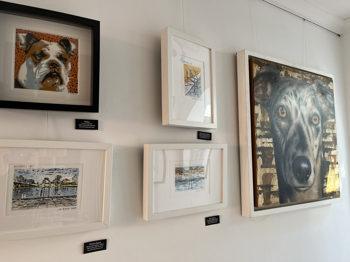 FountainBonanza's tweet photo. Be sure to check out all corners in our show with linocut views by @jennie_ing and portraits by @timothysuttonuk now in 2nd week. Don’t miss us. 
#portraits #painter #linocut #printmaking #eastmolesey #bridgeroad #gallery https://t.co/GxUxMACcz0