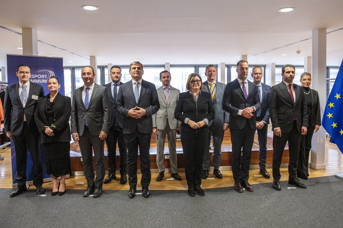 AdinaValean's tweet photo. Together with our Western Balkans partners, today, we: 
- looked at the progress in the extension of the indicative TEN-T proposal in the region
- adopted a joint statement on the closer involvement of 🇺🇦, 🇲🇩 and 🇬🇪 in the work of the Transport Community @EUWB6_TCT https://t.co/e7WWWE3qhz