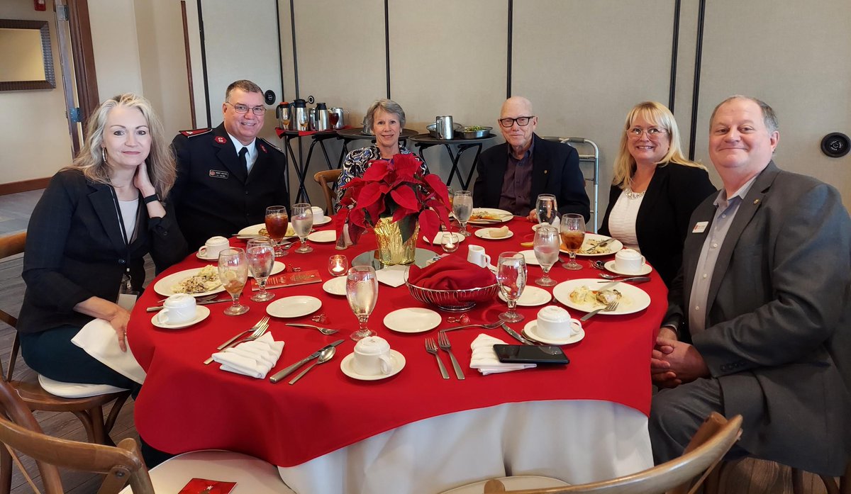 SalArmySTL's tweet photo. The Baue Family Charitable Trust’s John Devaney was named this year’s St. Charles County #SalvationArmy Tree of Lights chair. 

Read our Q&amp;A with him: https://t.co/HFyfNd8Omk

#Baue #BaueFamilyCharitableTrust #StCharlesCounty #TreeOfLights #SalArmy #SalArmyTOL https://t.co/ls4Q44eGZA