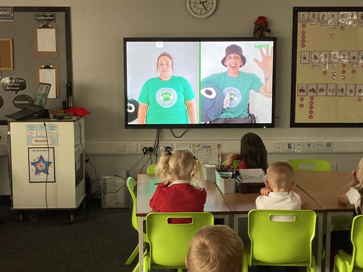 AnParkInfants's tweet photo. A great assembly highlighting the importance of speaking out and keeping safe. The children enjoyed designing their own ‘happy place’ #apiyearone #speakoutstaysafe #NSPCC #PSHE https://t.co/qjDcbWEAcG