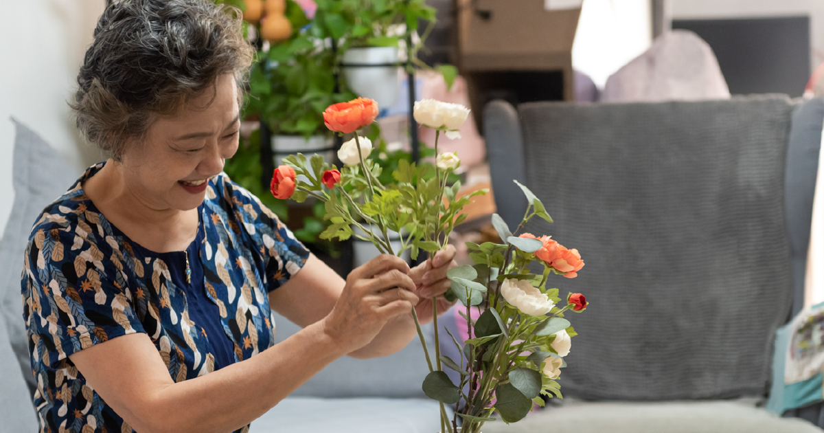 Choose your Medicare plan before the stress of the holidays! With Medicare Advantage, there’s no medical underwriting and premiums are typically lower than Medicare Supplement plans.

Learn more: HealthAlliance.org/Medicare/simpl…