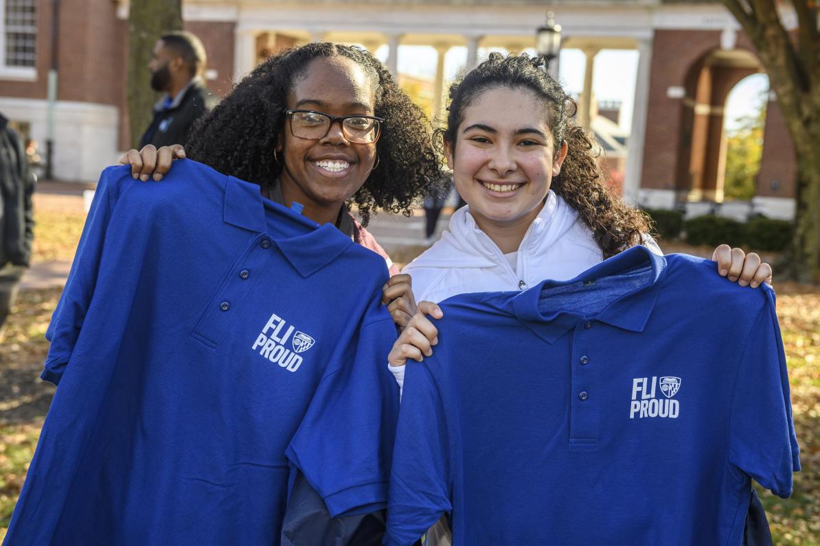 HopkinsGiving's tweet image. More than 28% of undergraduate students at Johns Hopkins are first-generation and/or limited-income, a sign of increased access to a Hopkins education made possible in large part by Michael R. Bloomberg's $1.8 billion gift in 2018. #NationalPhilanthropyDay #FirstGenStudents