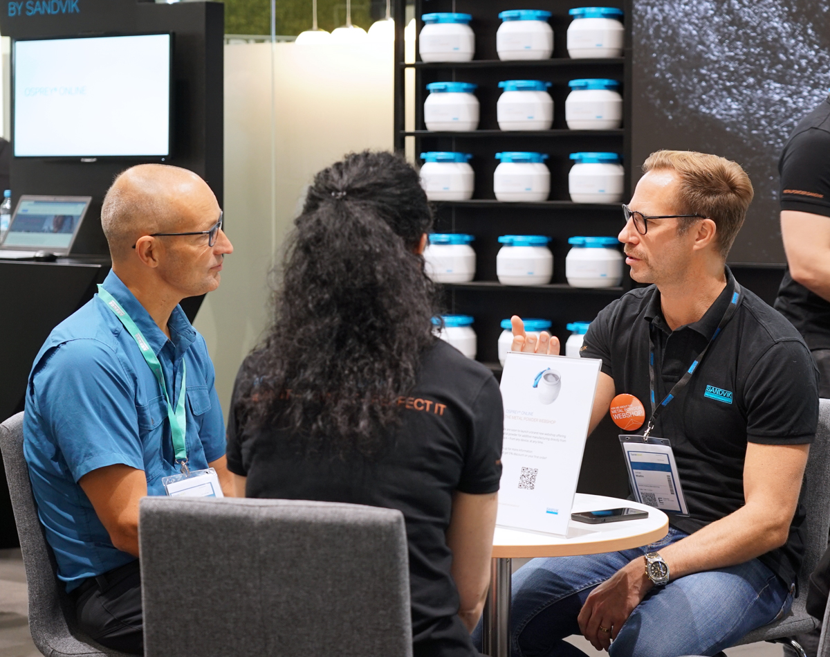 SandvikAdditive's tweet photo. Wrapping up the first day of @formnext_expo! Thanks all for stopping by! Want an even closer look at #Formnext2022? Follow us on Instagram this week as our team is hosting the Sandvik Group account. Tag along! https://t.co/6bMgPBm5XC #AdditiveBySandvik #OspreyMetalPowder https://t.co/TN3iQSHdsN
