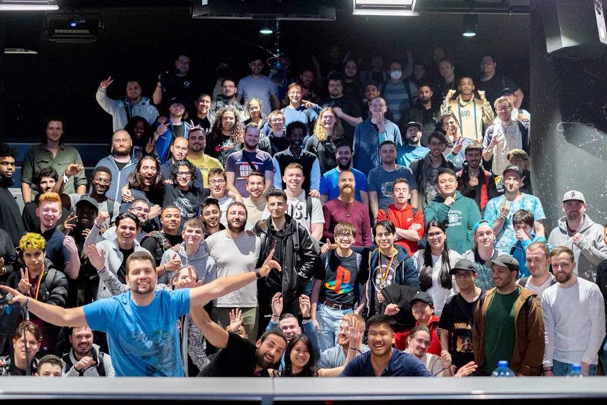 CROSSOVER 2025 tweet media