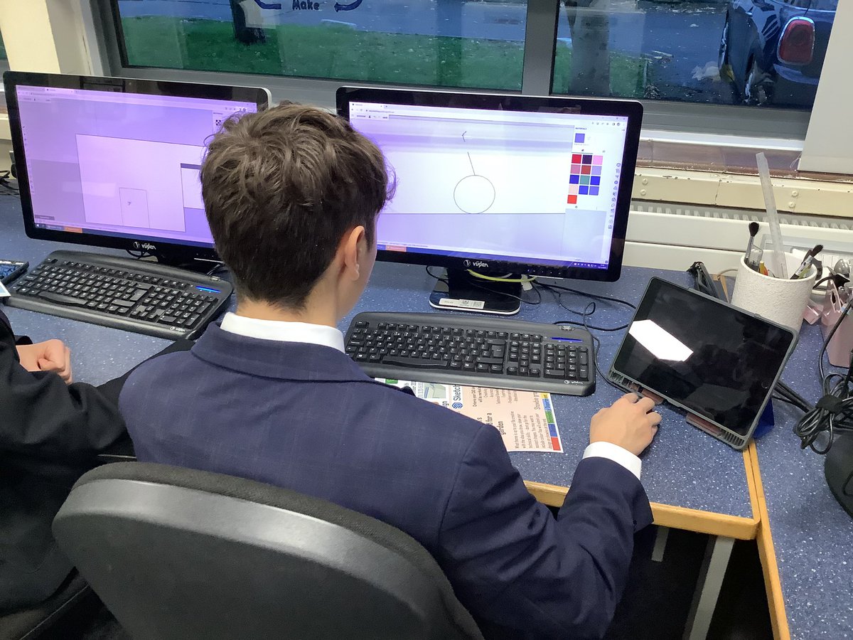 ChallonerDT's tweet photo. House DT CAD competition underway…… some fantastic students with creative ideas! #cad #housecompetition #richardchalloner #designtechnology https://t.co/YLy1GJdHb0