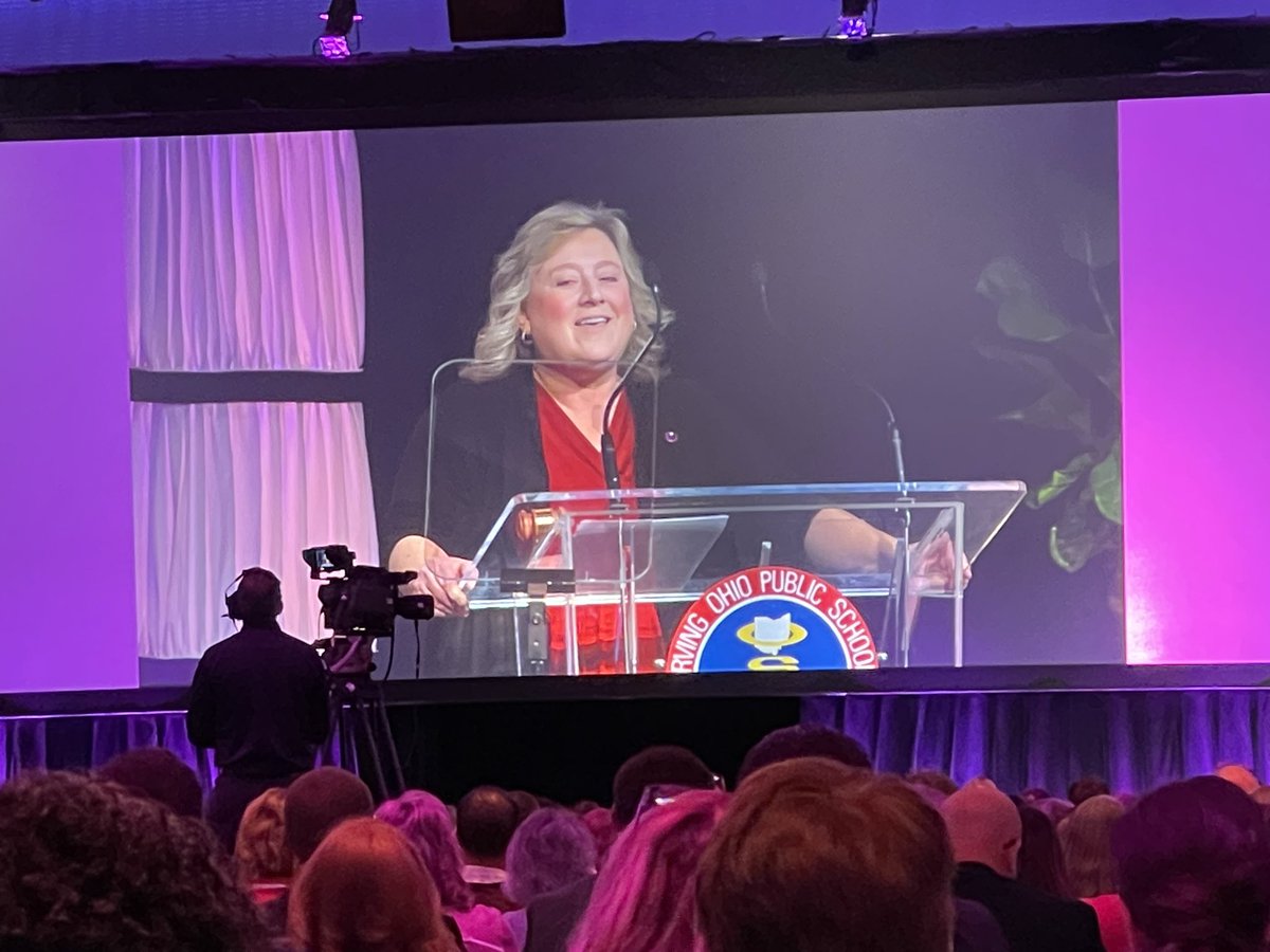 .<a href="/VarwigForTPS/">Christine Varwig</a> is officially sworn in as Board President <a href="/OHschoolboards/">Ohio School Boards</a>! 

#osbacc #TPSProud