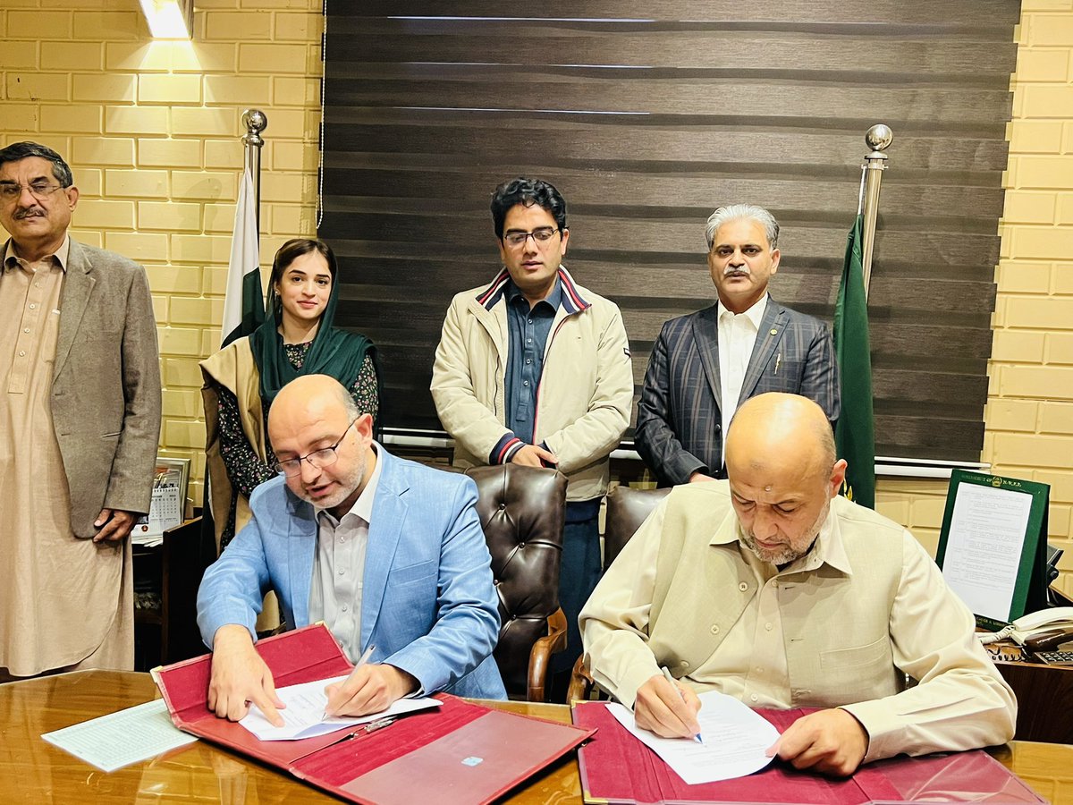 MoU signing of Swabi Thalessemia Centre & Directorate of Higher Education, KP. With this all Public Sector Colleges of KP will support blood donations fr this noble cause,ensuring uninterrupted supply of blood & sustainability.May Allah bless me with opportunities to serve my ppl