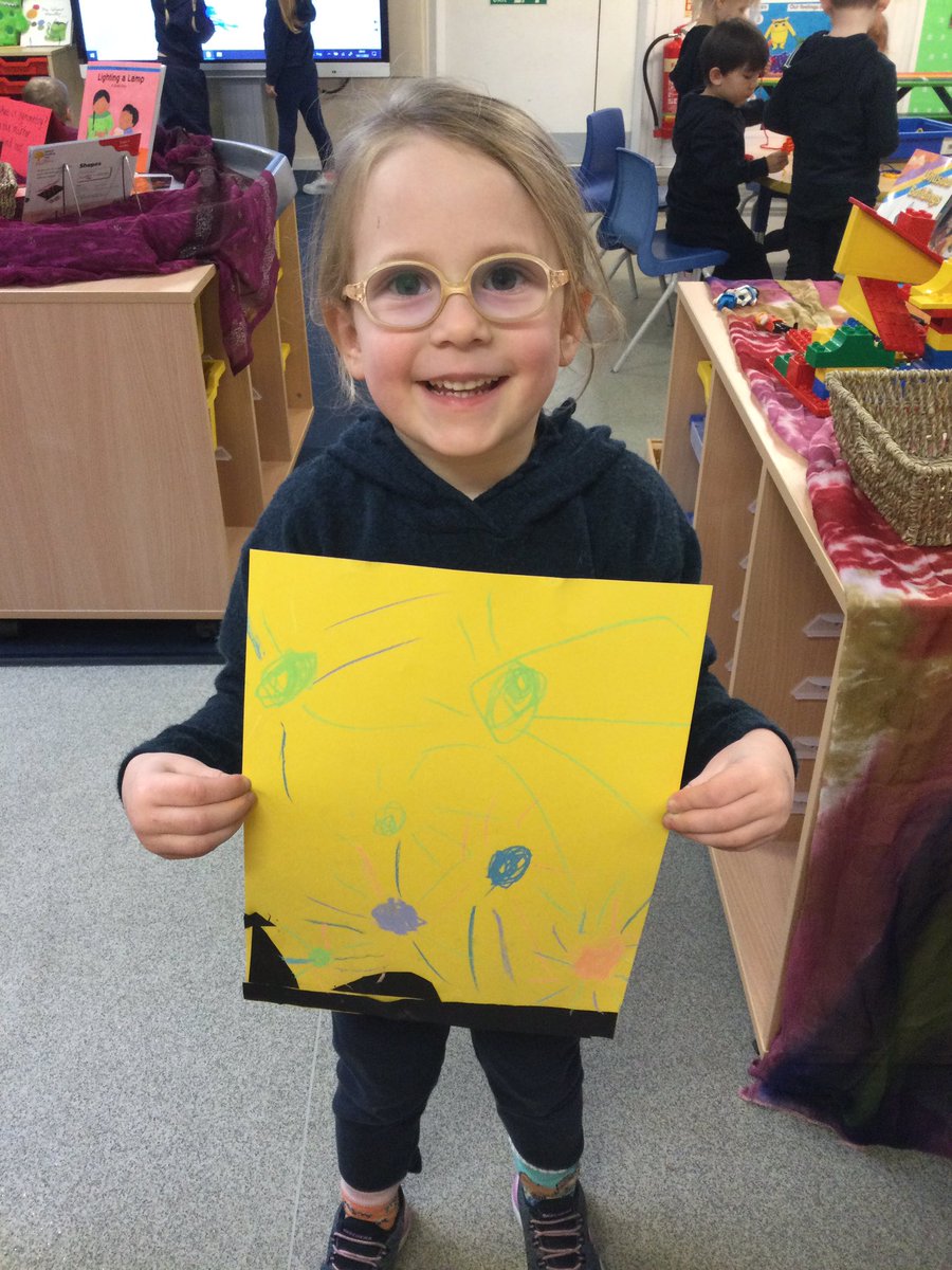 Wrenthorpe_EYFS's tweet photo. Some wonderful learning in provision about Eid and Diwali - linking with our current topic: ‘Let’s Celebrate’. https://t.co/Q3uH3ljwot