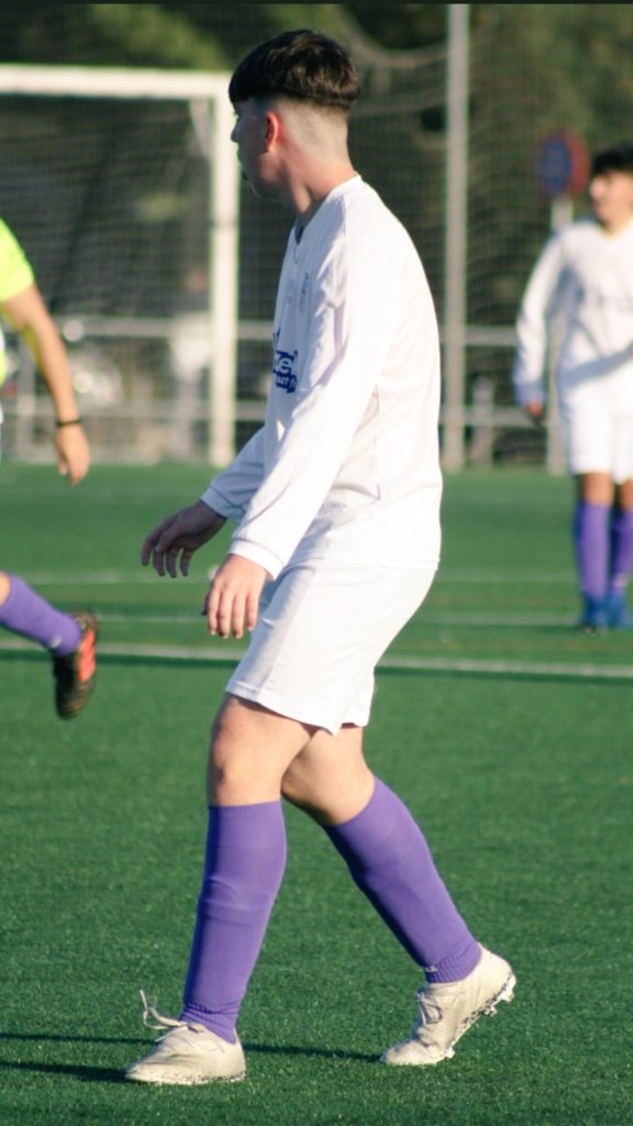 daviiigonzalee_ tweet media