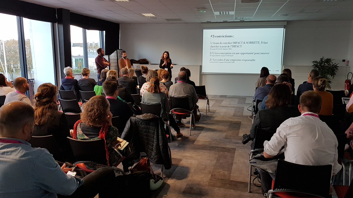 TechLorient's tweet image. 🔴 #connectin22 
Atelier "Communication : 🤔comment concilier impact et sobriété ?"
Avec @AgenceSMAC @efficienceweb et le studio graphique Tan-ki
#Numérique #responsable