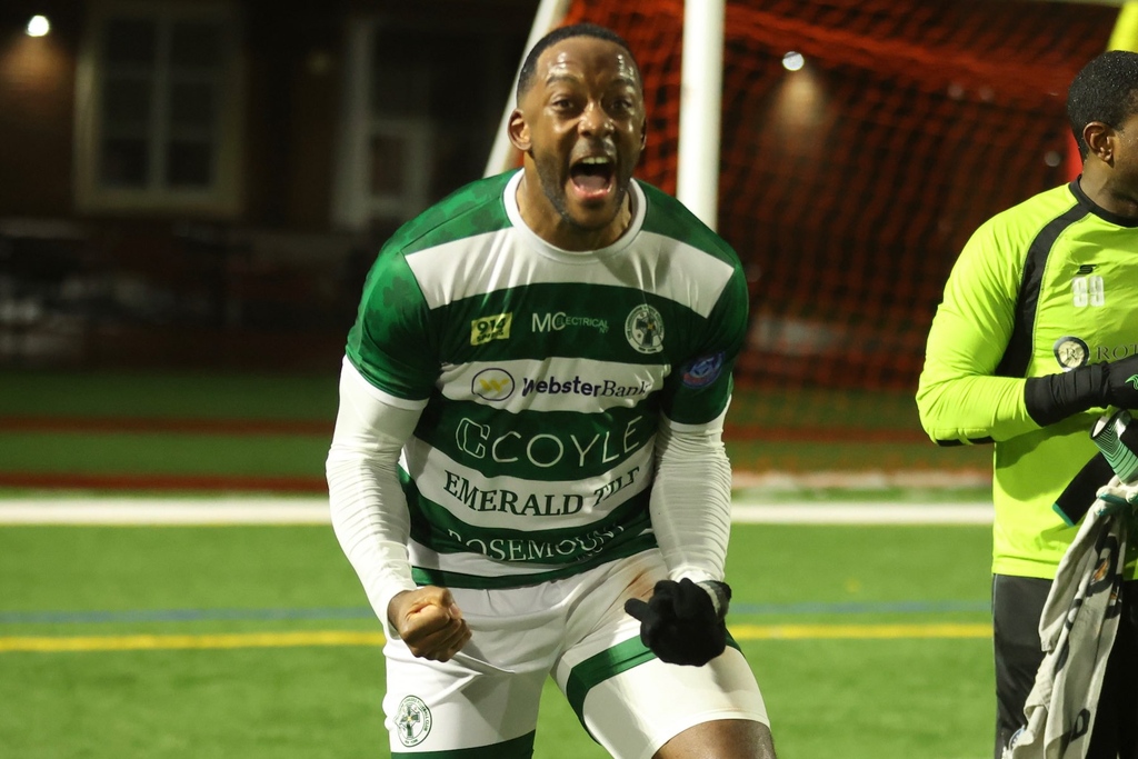 Check out U.S. Soccer's article on our Youth Director and Forward senior player Shamir Mullings. A great story to read and just how Yonkers as a community is unlike any other. 

Read Article:

l8r.it/Qtlr