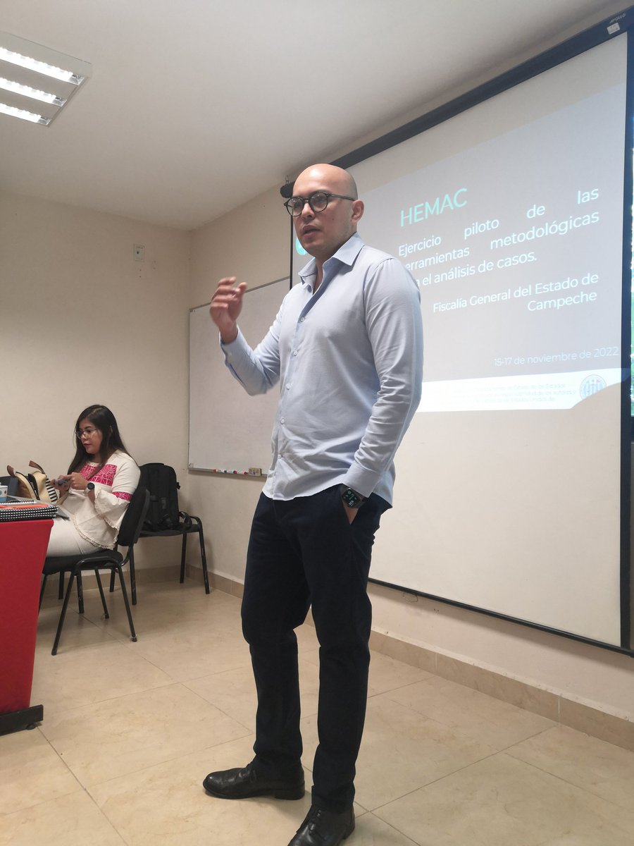 miguel_huesca's tweet photo. Pilotaje de herramientas a personal de la @fgecam @CEEAD
#CEJUME #InstitutoDeFormaciónProfesionalCampeche
Con #JoséRivas @DaniiGaleana @RoberContreCast, #NancyContreras y un servidor, con mucho entusiasmo https://t.co/nUlUdz8iLc