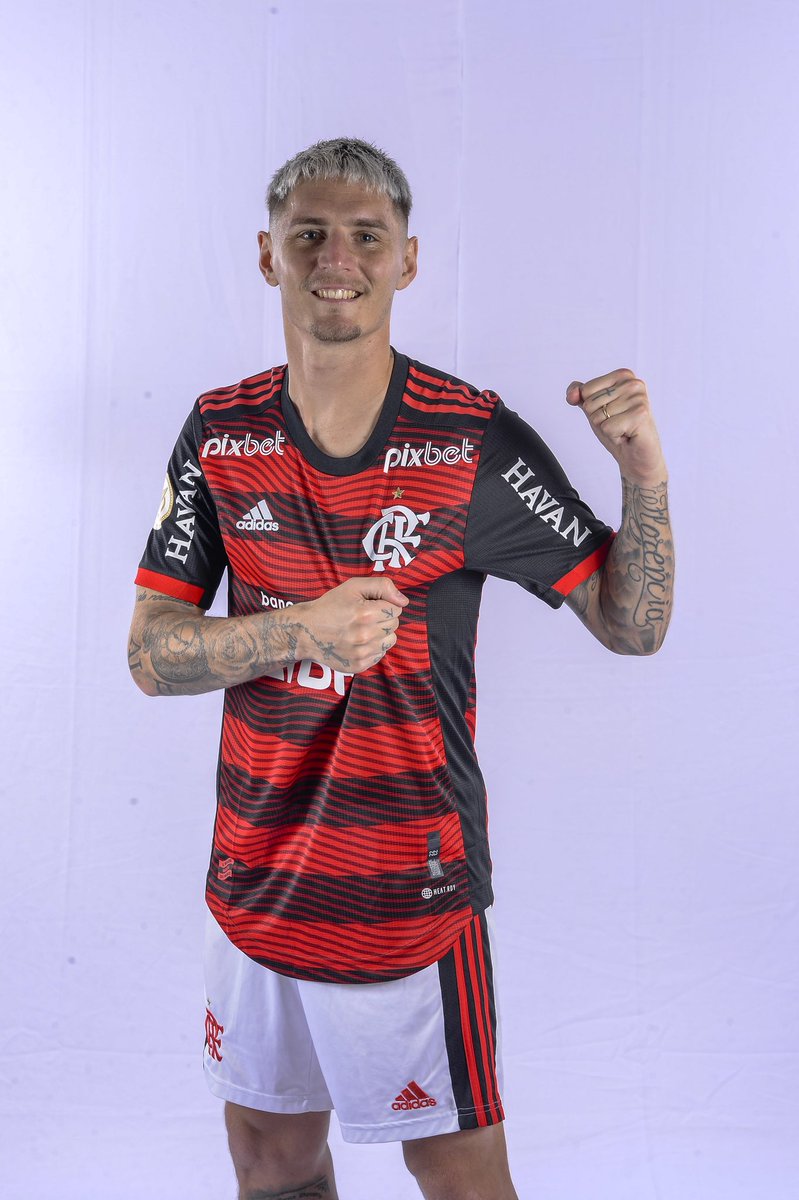 Parabéns @Flamengo um prazer fazer parte de sua glória ❤️❤️❤️