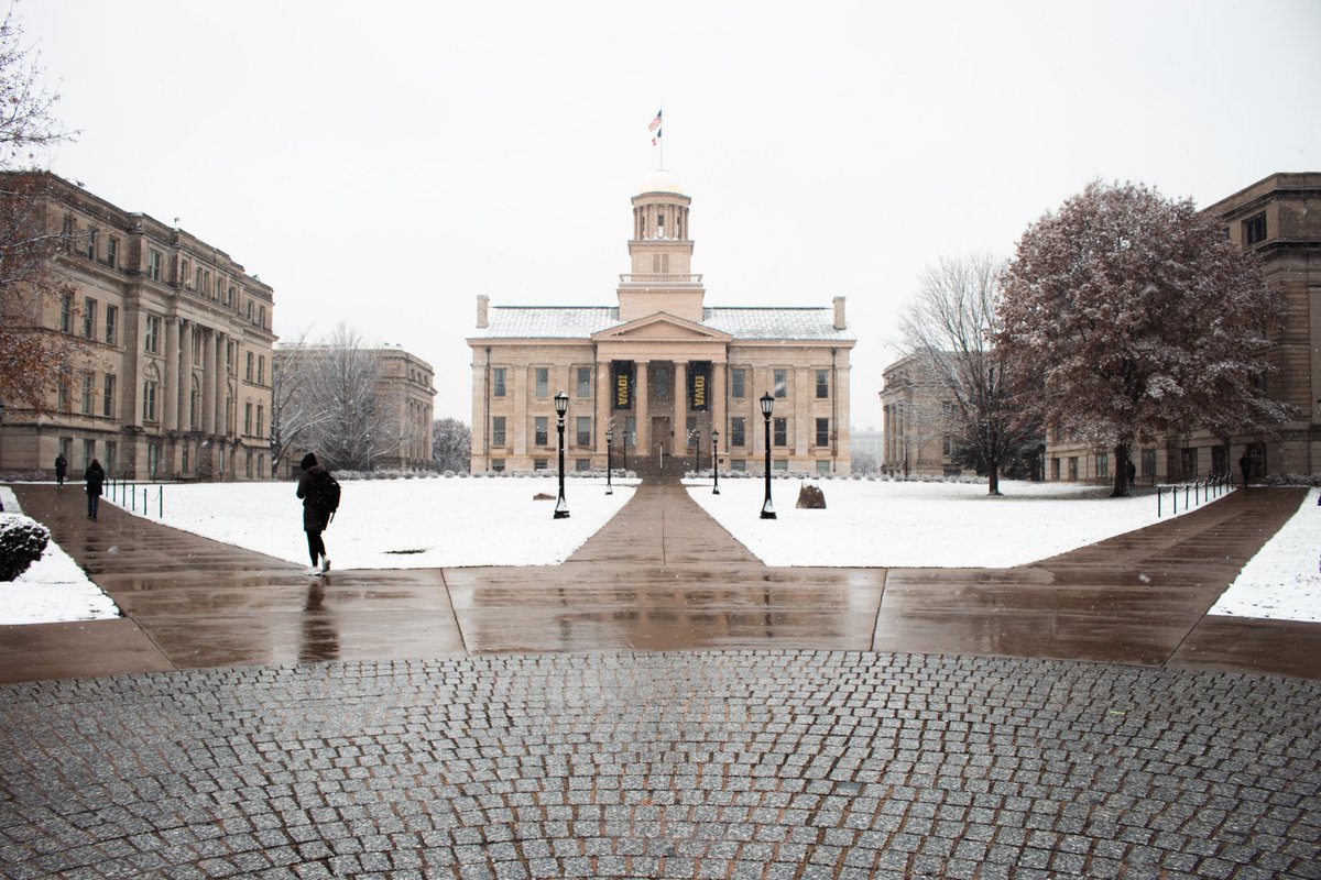 The first sn❄️w. 💛🖤