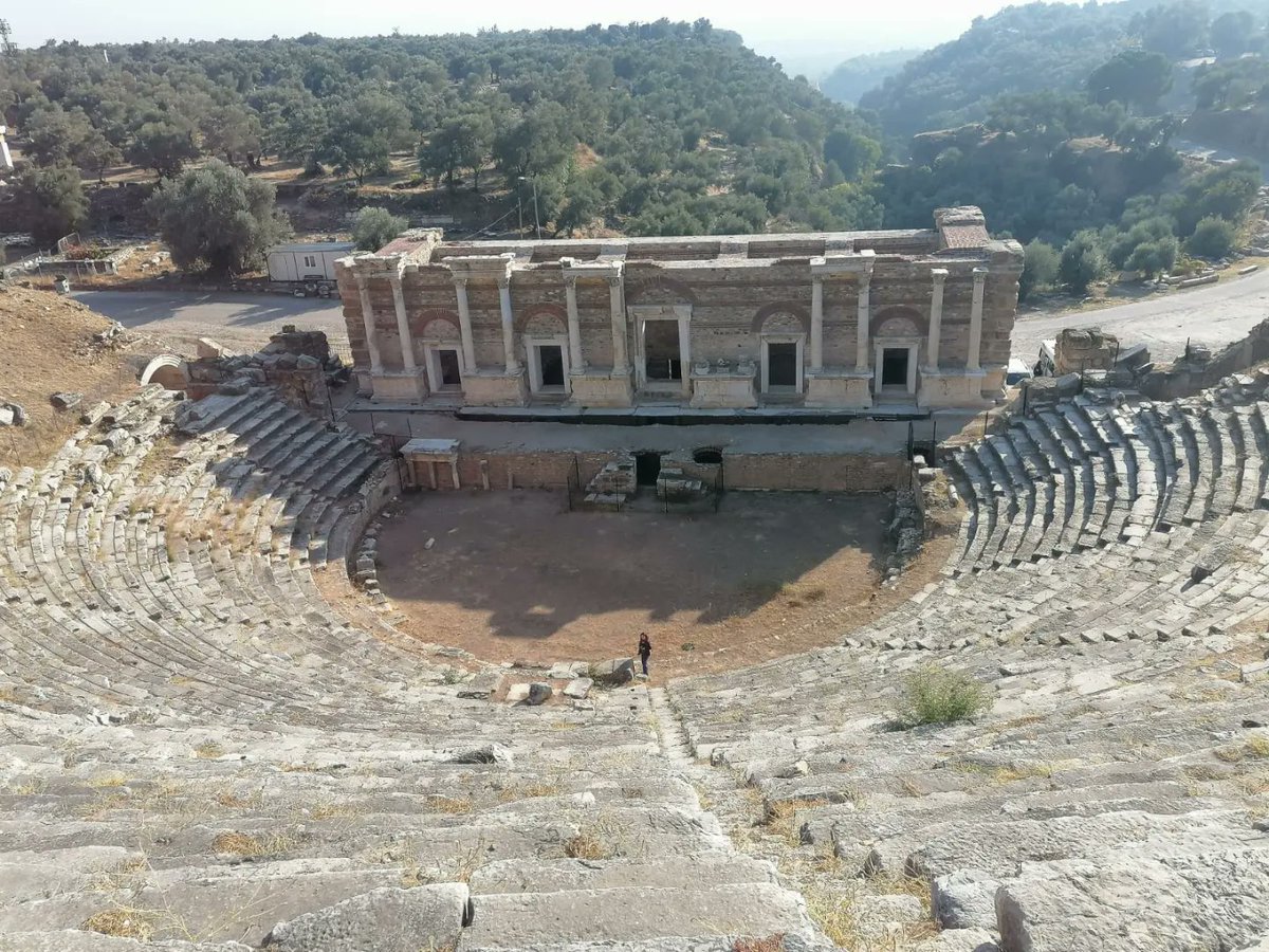 Abime benim fotoğrafımı çeker misin demiştim