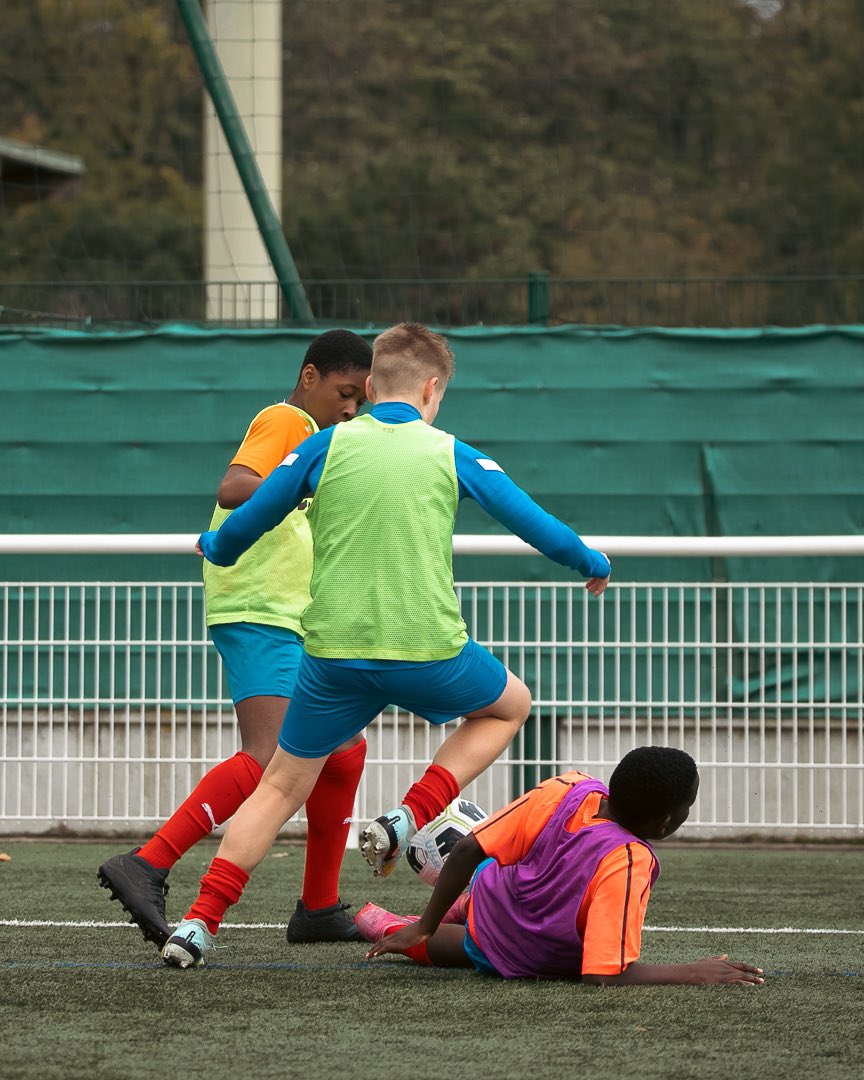 SGFCfoot's tweet photo. 🤩💪 #U14 

🔴🔵 #AllezSGFC https://t.co/TdYdeLwazQ