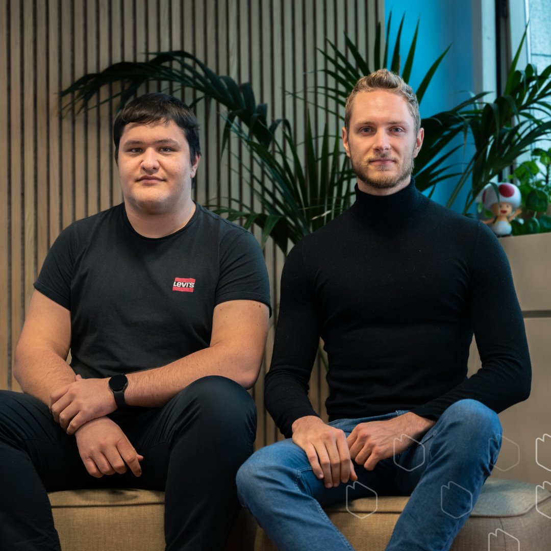 Deux nouvelles recrues viennent compléter notre équipe de développeurs web !
✨ Bienvenue à Jérémy &amp; Damien ✨

#developpeurweb #webdeveloper #geneve #dreamteam #teamwork