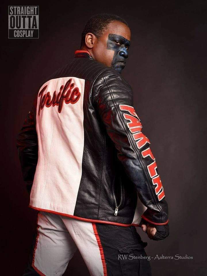 TheCorey291's tweet photo. @JamesGunn posted that first photo and my inbox just exploded🤣🤣
I would be ECSTATIC to see Mr Terrific get the attention he deserves.  LET'S DO IT!  I'M READY!!! 🤣🤣🤣🤣
@DCComics @THESMOKE000 @EchoK https://t.co/qUpL28FWkv