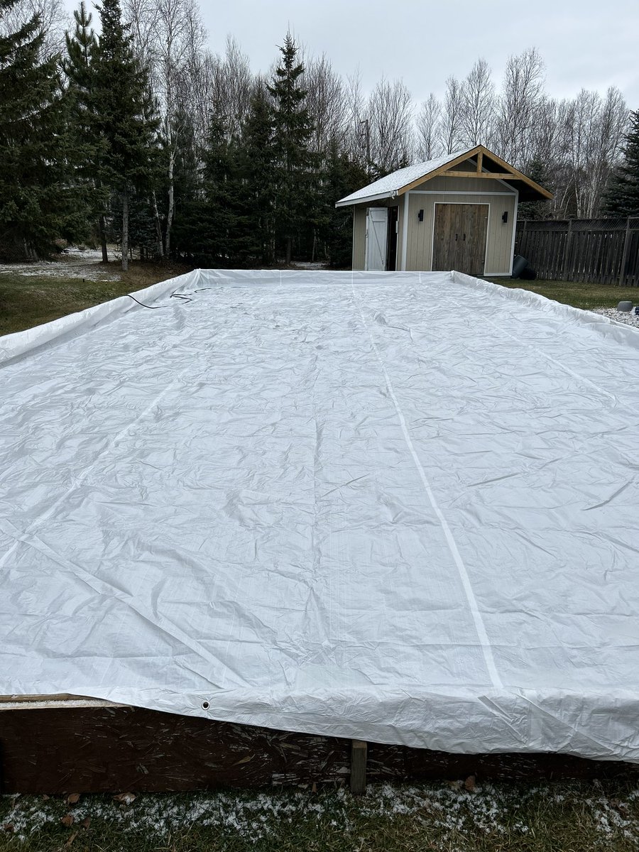 JeffPortelance's tweet photo. @SiriusXMNHL outdoor rink https://t.co/1CG9B7vjDh