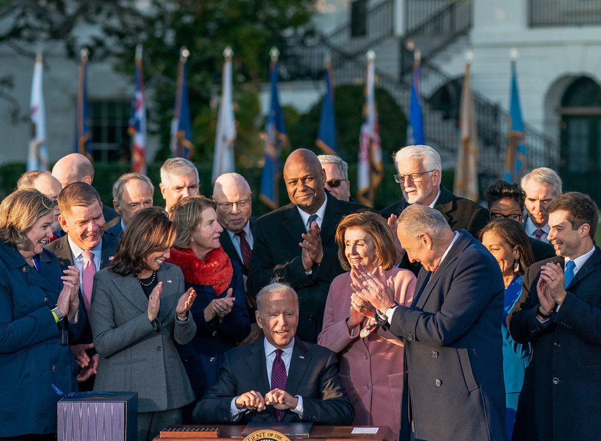 One year ago today, President @JoeBiden signed the Bipartisan Infrastructure Law. 

This landmark legislation is already making progress to begin fixing our roads and bridges, replacing lead pipes, and connecting families across the country with accessible high-speed internet.