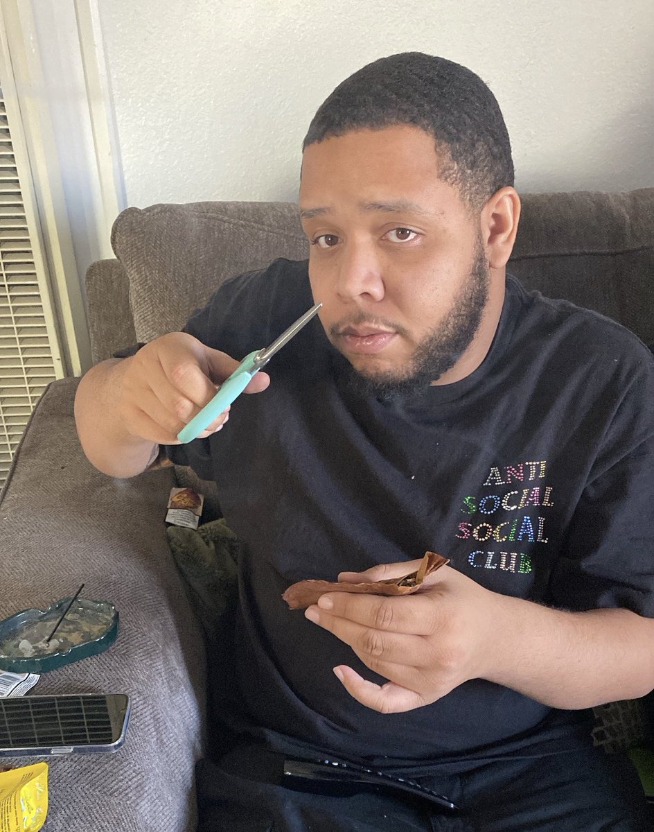 joncappetta's tweet photo. jesse was a light i didn’t know i needed. LA isn’t the friendliest place, but he made it a home, and he welcomed others into it warmly. he made his own way, but left the door open for his bros - and ALWAYS held it for Maiya. i’ve got you for life, brother. weed &amp; wagyu forever. https://t.co/n0H5380QOD
