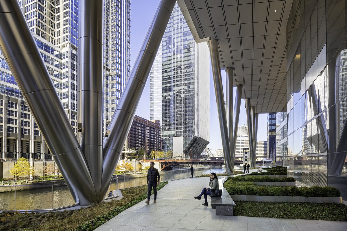 Clark is proud to have served as the builder of 110 North Wacker, the winner of the <a href="/AIAChicago/">AIA Chicago</a> People's Choice Award.
Congratulations to all project partners, including Goettsch Partners, @howardhughesco, and Riverside Investment &amp; Development Company, for your work.