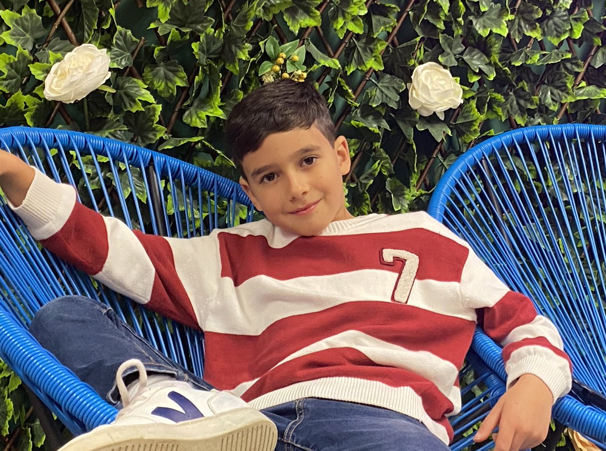 Fun morning shooting for @FandFclothing at the <a href="/BrownbrogueLtd/">Brownbrogue Ltd</a> studios with the lovely <a href="/charlottemulfo1/">charlotte mulford</a>