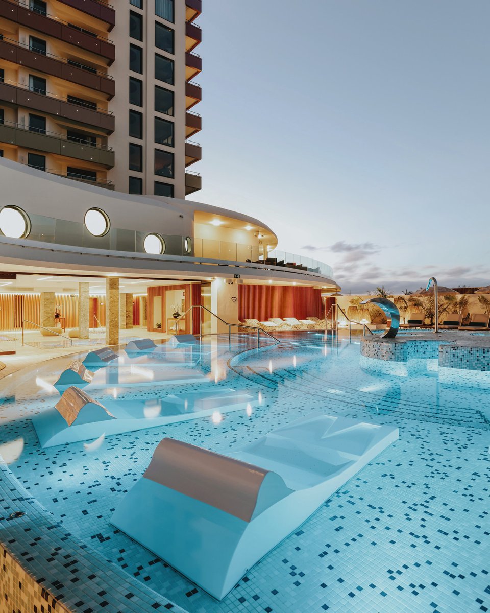 Sit back and relax like a Rockstar Legend
#hrhtenerife #hardrocktenerife #tenerife