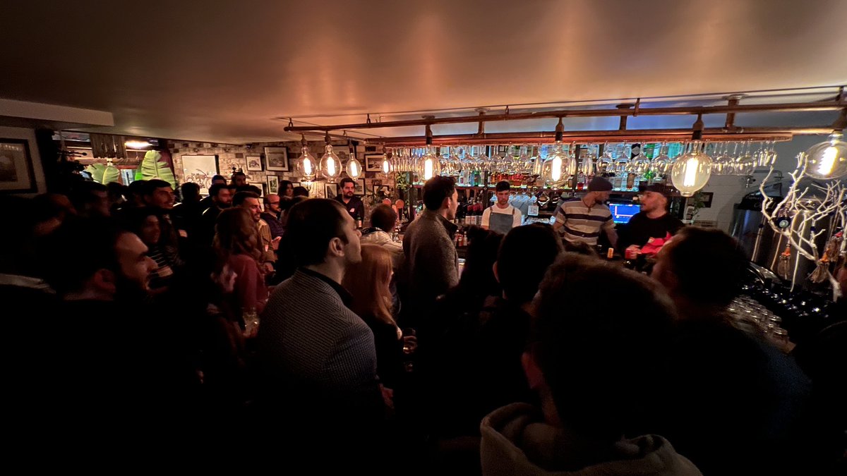 We had a unforgettable night in San Francisco. It was great to meet new friends via Turks in Tech.

Thanks again <a href="/aykutws/">🚀Aykut Karaalioglu</a> for hosting🙏🏻

#turksintech #techevents #sanfrancisco #enterpreneurship