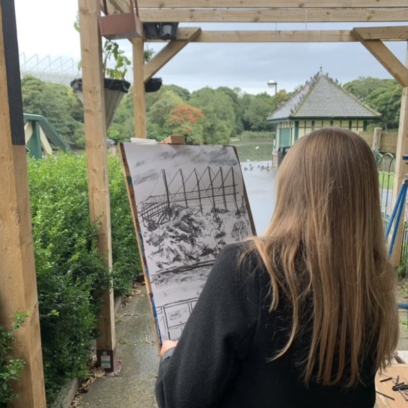 ParksNewcastle's tweet photo. We've had a cancellation for a group booking for #SpringbankPavilion and now have NEW availability for tomorrow!
Led by @CuriousArts and artist Hedley you can book here:
https://t.co/XzQNIkWEfJ
Supported by @Newcastle_NHS @lga_foundation & @CFTyneWearNland https://t.co/dQxmesG6lw