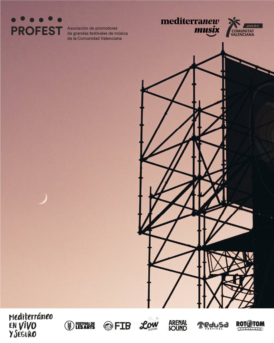 🌅 En la puesta de sol se crean recuerdos. La buena compañía, los bailes, las risas. Una experiencia extrasensorial que se queda marcada edición tras edición. Queremos atesorar esos momentos y que vuestra aventura sea inolvidable, por ello estamos aquí. #MediterráneoEnVivoYSeguro