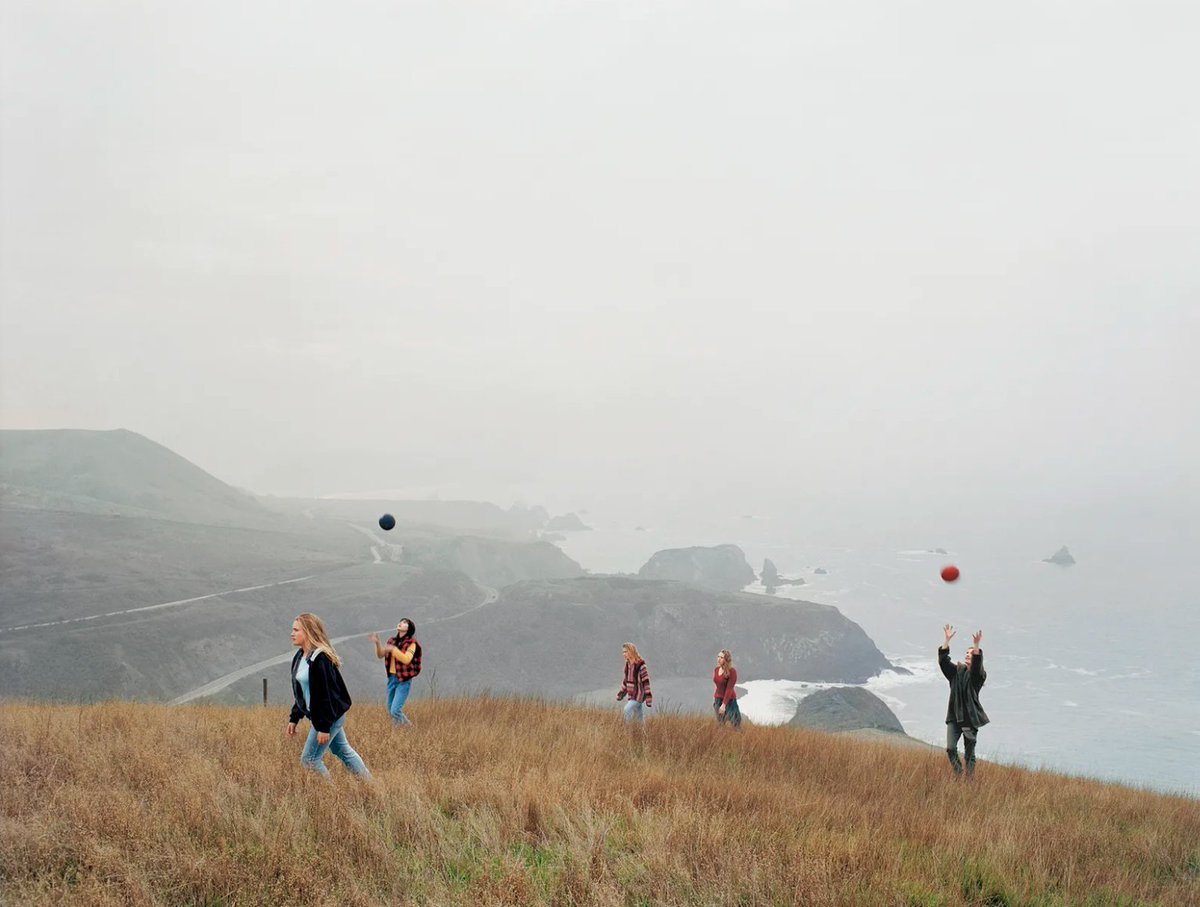 setantabooks's tweet photo. 📚 of the day: Girl Pictures by Justine Kurland https://t.co/BuVT9eJXfx