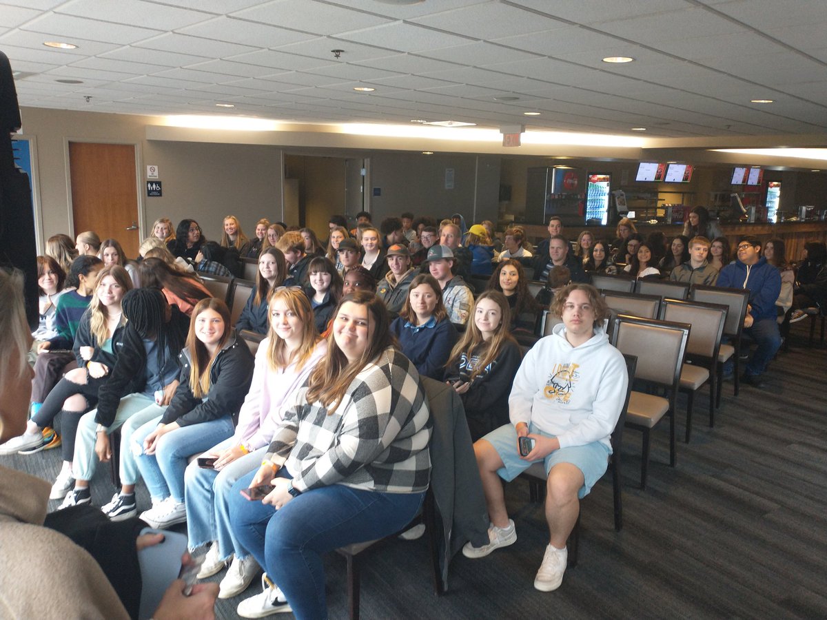 Titans Learning Lab - paired with <a href="/Oakland_Deca/">Oakland High School DECA</a> <a href="/SiegelHighCTE/">Siegel CTE Department</a>