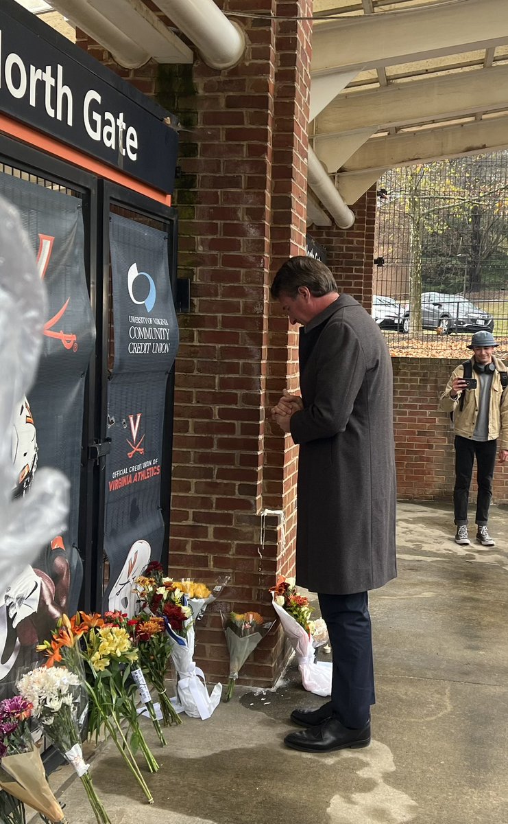 NOW <a href="/GlennYoungkin/">Glenn Youngkin</a> just came to Scott Stadium to lay flowers and pay his respects to the three deceased and two victims still in the hospital. <a href="/CBS19News/">CBS19 News: Charlottesville News First</a>