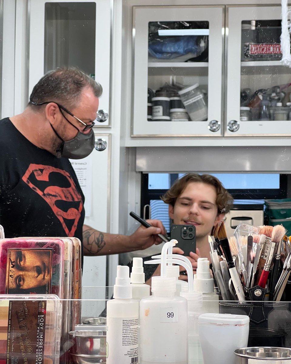 Robbie Kay tweet media