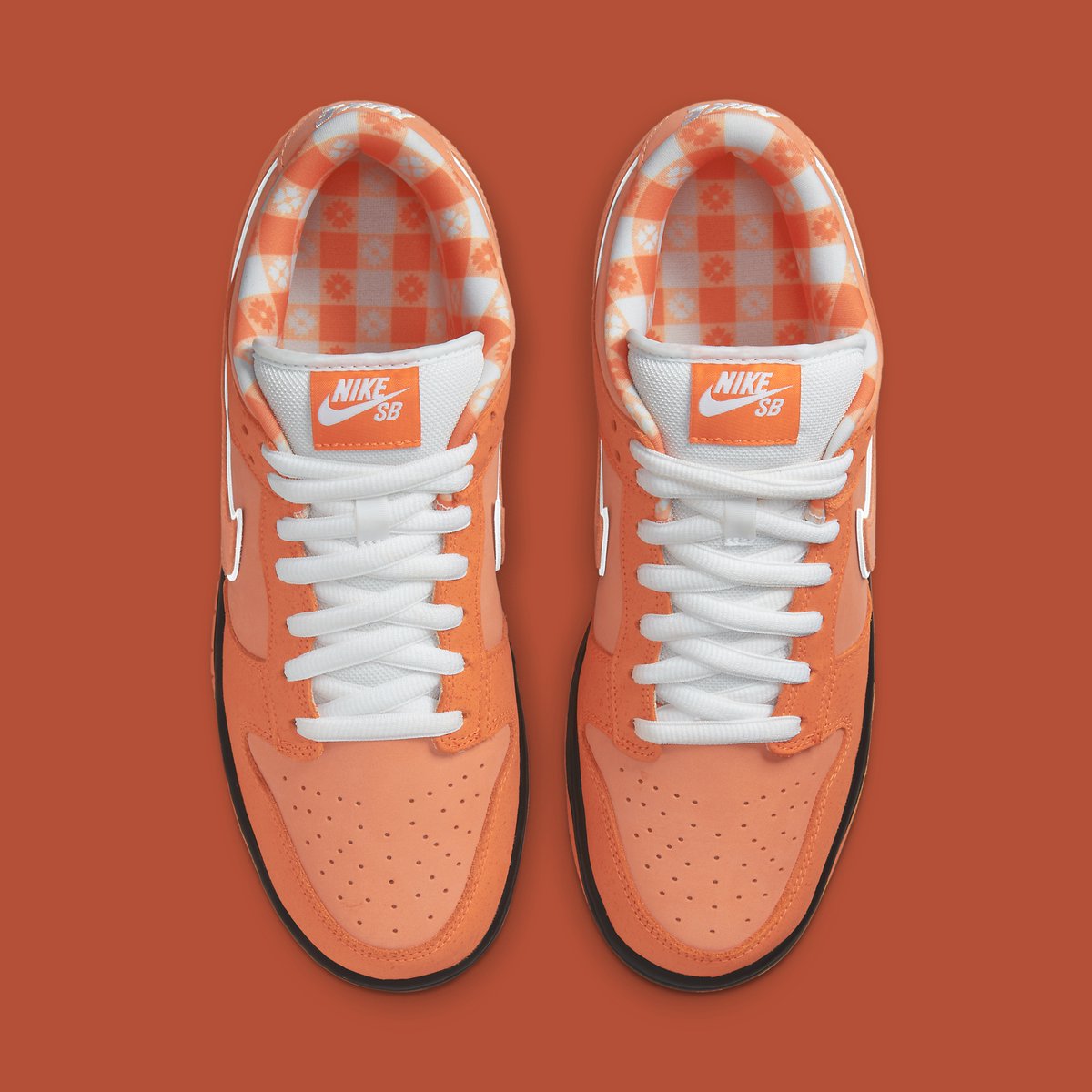 SneakerNews tweet picture