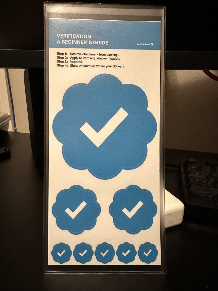 DevJordanW's tweet image. Thanks @dbrand best $8 I’ve ever spent!